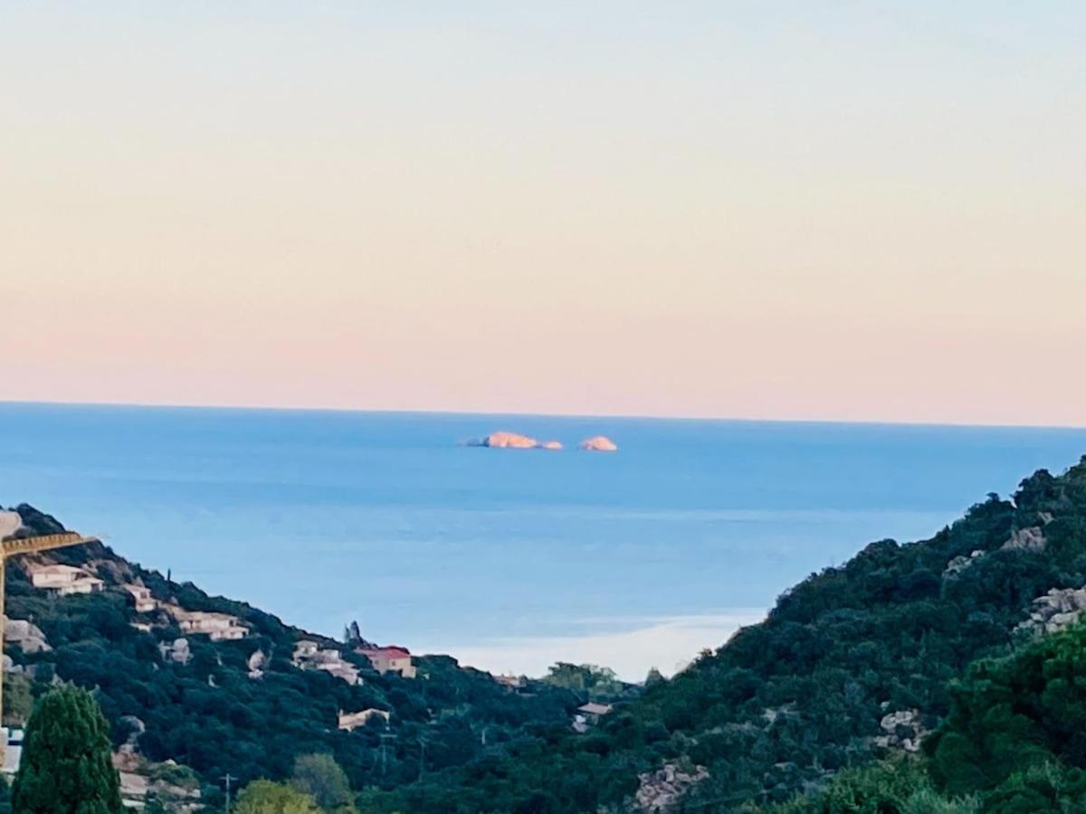 Villa 100m2, pleine nature, vue mer بورتو فيكشْيو المظهر الخارجي الصورة